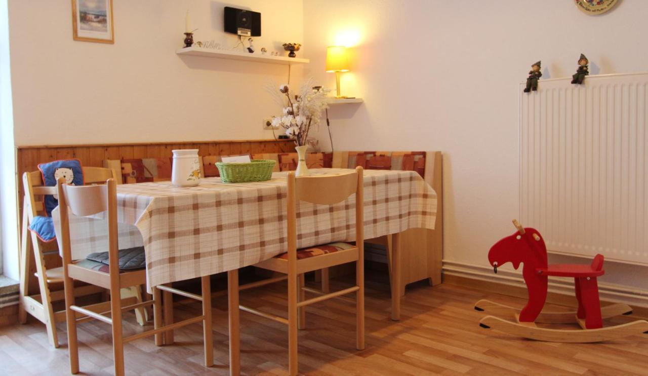 Ferienwohnung Familienwohnung Kröpelin Extérieur photo