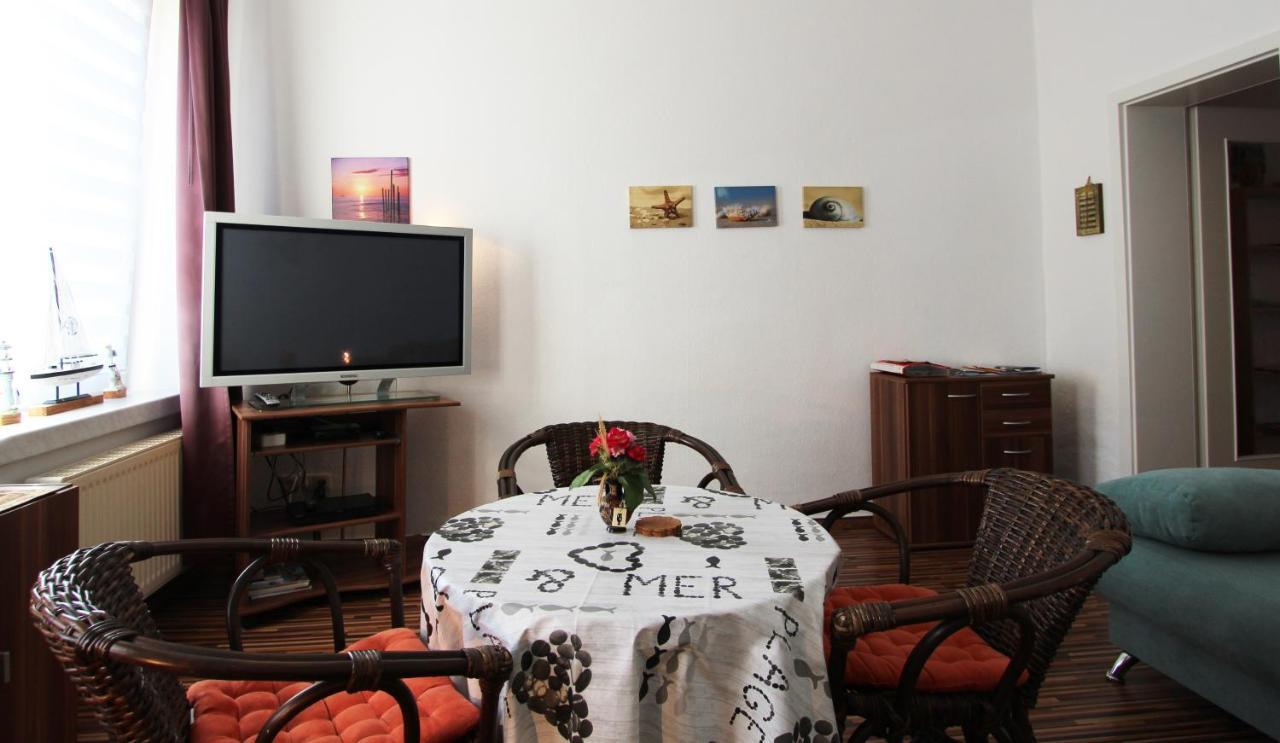 Ferienwohnung Familienwohnung Kröpelin Extérieur photo