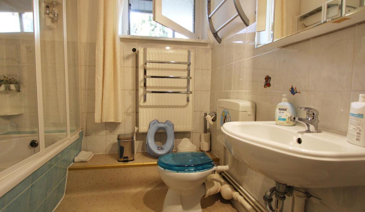 Ferienwohnung Familienwohnung Kröpelin Extérieur photo