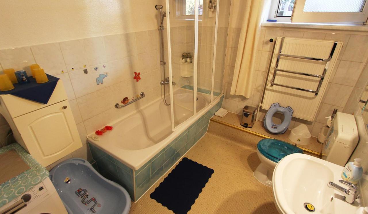 Ferienwohnung Familienwohnung Kröpelin Extérieur photo
