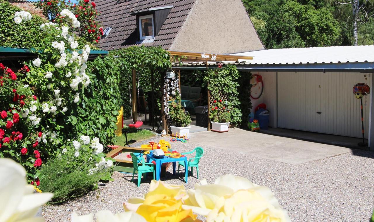 Ferienwohnung Familienwohnung Kröpelin Extérieur photo